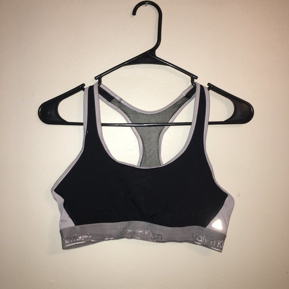 Calvin Klein Sports Bra, Size Medium